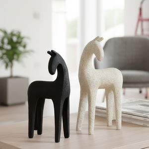 Statua di Cavallo in Resina Classica - Elegante Decorazione per Casa <span class=keywords><strong>e</strong></span> Ufficio, Figurina Artigianale per Soggiorno, Scaffale, <span class=keywords><strong>Scrivania</strong></span> <span class=keywords><strong>e</strong></span> Regalo di Lusso - Product Image 3