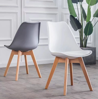 Chaise de bureau à domicile, salon, style moderne, en cuir PU, plastique PP, chaise de salle à manger, chaise inclinable en bois, nouveau design