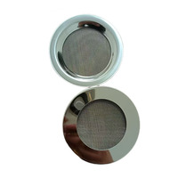 Fabrication de tôles industrielles sur mesure en acier inoxydable et aluminium avec finitions polies et peintes en poudre