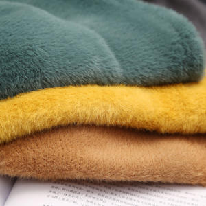 2025 nueva llegada sombreros de cubo sólidos moda invierno sombreros de cubo personalizados Marten pelo piel peluda gorra de pescador para mujer - Product Image 5