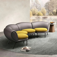 Fauteuil d'appoint de bureau moderne nordique en velours écologique, fauteuil rembourré avec pieds en métal noir, style contemporain pour salon
