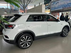 VW T-<span class=keywords><strong>ROC</strong></span> 2026 2025 T-<span class=keywords><strong>ROC</strong></span> TROC T Rock SUV Compatto a Benzina per t <span class=keywords><strong>Roc</strong></span> <span class=keywords><strong>Volkswagen</strong></span> Auto d'Importazione Cinese - Product Image 3