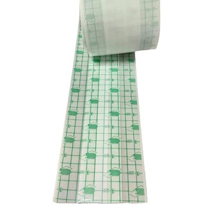 Vente directe d'usine de film PU imperméable avec noyau en coton et coton absorbant, rouleaux de PU découpables sur mesure, jetables - Product Image 4