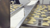 Ligne de production entièrement automatique de chips de pommes de terre et de céréales pour fournisseurs de Pringles, avec machine d'emballage