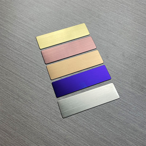 Badge d'identification d'employé en acier inoxydable brossé Yuande, matériau plat plaqué, avec épingle, badge nominatif en métal coloré - Product Image 2