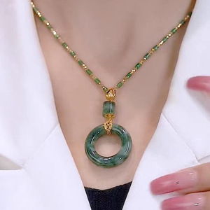 Green Jade Circle Pendant Necklace Alloy Clavicle Chain Daily Wear Geometric Design Sweater Chain Accessory - Product Image 3