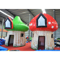 Château gonflable coloré à thème Forêt de champignons des contes de fées, facile à installer, avec toboggan et mur d'escalade pour les fêtes d'enfants
