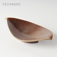 Plato de Cerámica con Forma de Hoja para Servir Aperitivos de Sushi TESSWANG, Textura de Vetas Acanaladas, Esmalte de Dos Tonos para Cocina