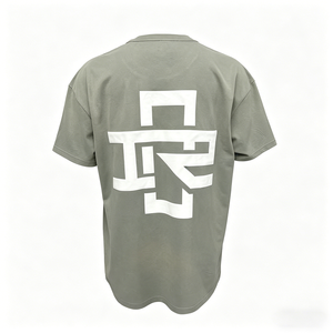 เสื้อยืดแฟชั่นสตรีทแวร์แขนสั้นทรงฮีวีเวท 300gsm ล้างสีแบบแอซิดวอช กำลังเป็นที่นิยม พร้อมสกรีนโลโก้ตามสั่งด้วยเทคนิคซิลค์สกรีน - Product Image 2
