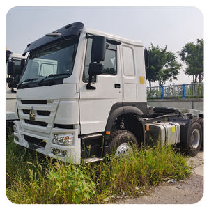 รถบรรทุกหัวลากซิโนทรัค ฮาวเวอร์ รุ่นใหม่ ราคาประหยัด 4x2 6x4 เครื่องยนต์ดีเซลคัมมินส์ พวงมาลัยซ้าย รถบรรทุกหนัก - Product Image 2