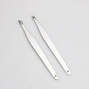Herramientas para cutículas, removedor de cutículas afilado de acero inoxidable, exfoliante, cortaúñas, espátula en forma de V, pico de águila - Product Image 1