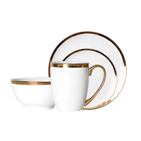 Ensembles de vaisselle de luxe en céramique fine jante blanche et dorée 16 pièces ensemble de table de dîner en porcelaine ensembles de vaisselle en porcelaine