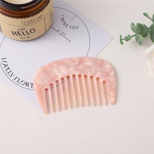 Kinling หวีรูปตัวยูสไตล์เรโทรของญี่ปุ่นแผ่นหินอ่อนและกรดอะซิติกขนาดเล็กหวีผมแฟชั่น - Product Image 6