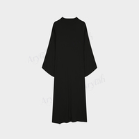 Robe musulmane pour femmes en satin noir jet personnalisée, fabriquée en usine, avec cape drapée et col haut, abaya, vêtements islamiques pour femmes, modeste
