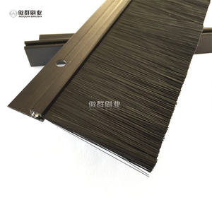 Capsuleuse de câble pour brosses <span class=keywords><strong>Brosse</strong></span> Boîte de câble Gestion des câbles 1u avec <span class=keywords><strong>brosse</strong></span> - Product Image 2