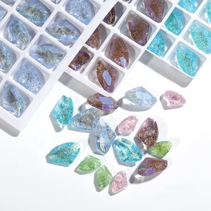 แก้วรูปขวาน3D พลอยเทียมรูปมูนไลท์ชุดทำเครื่องประดับพลอยเทียมทรงขวานทำคริสตัลพลอยเทียมทรงหลวม - Product Image 1