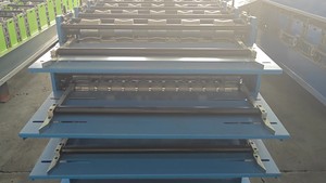 لوح سقف من ثلاث طبقات ، المادة PPGI pgl GI GL المستخدمة على أسطح المباني والجدران - Product Image 2