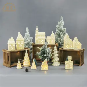 Nuevo diseño personalizado de la llegada de Navidad de la decoración de cerámica Led Light House con pilas cálido decorativo pueblo fiesta en casa