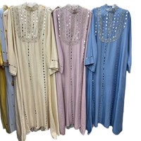 Robe élégante et ample en organza translucide pour femme, coupe trapèze, broderie lourde, nouvelle collection 2026, pour le commerce international