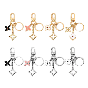 थोक फैशन फूल आकर्षण घड़ी सुंदर श्रृंखला डिजाइन स्टेनलेस स्टील कीचेन - Product Image 1