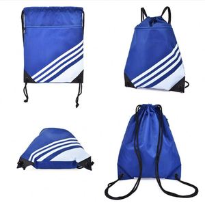 Sac à dos unisexe personnalisé à faible MOQ avec logo, étanche, à cordon de serrage, en polyester, pour le sport, le rangement, capacité 20-38L, plage et extérieur - Product Image 5
