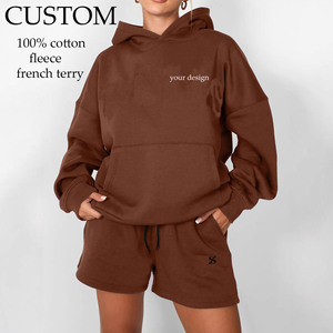 ชุดเซ็ตฮู้ดดี้และกางเกงขาสั้นสองชิ้น พิมพ์โลโก้ตามสั่ง คุณภาพสูง สตรีทแวร์ เนื้อผ้าหนานุ่ม ระบายอากาศได้ดี ชุดวอร์มผู้หญิงทรงโอเวอร์ไซส์ - Product Image 1