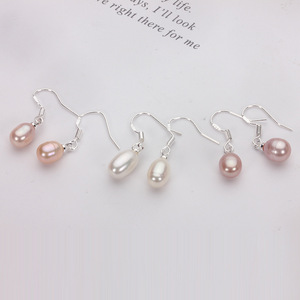 Silvertone blanco rosa cultivado arroz de agua dulce natural perla pendiente gota de agua gancho para la oreja S925 pendientes de moda de plata esterlina - Product Image 1