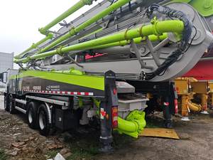 Camión Bomba de Concreto de 62m con Motor Diésel Zoomlion, Marca China, con Productividad de 18M/H en Shanghái - Product Image 5