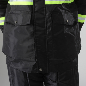 Giubbotti antipioggia personalizzati per gruppi adulti - Product Image 4