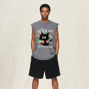 Canotta Oversize Nera Lavata con Effetto Acido, Motivo Gatto Nero Spaventoso e Soffice, HELLO CAT, con Stampa Spray 'EVERYTHING IS SMILE' - Product Image 2