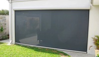 Persianas Verticales Metálicas Integradas con Sistema Motorizado, Impermeables, para Exteriores, para Patio, Balcón o Terraza