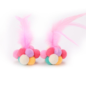Wholesale Eco-Friendly <b>Interactive</b> Baby Color <b>Cat</b> <b>Toy</b> Ball with Polyester Feather and Bell - Product Image 2