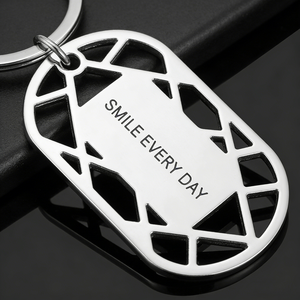 Fashion Creative Metal Embossed Printed Zinc Alloy Keychain Custom Words Smiling Keychains Hanging Ornaments Keychain for Gifts