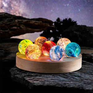Boule de cristal avec support en bois gravé au laser 6CM verre LED boule de cristal souvenirs cadeaux décor à la maison étoile lune veilleuse - Product Image 2