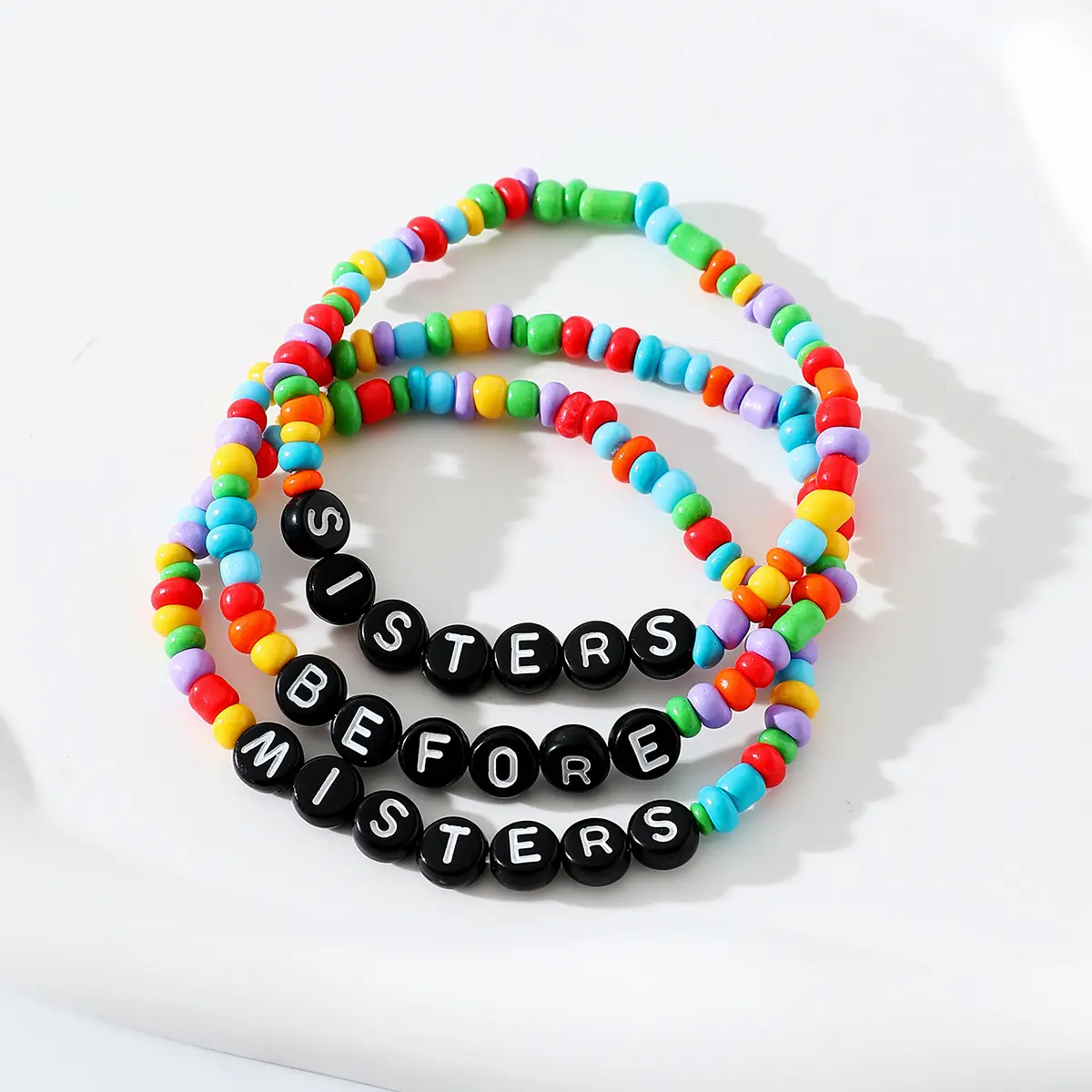 Juegos de pulseras de arcoíris Pulseras de letras personalizadas hechas a mano Conjuntos de pulseras de cuentas coloridas