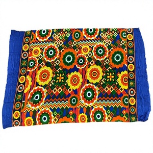Pareo Tradicional Premium de Rayón con Estampado Floral Marrón para Unisex, Ropa de Playa para las Islas del Pacífico Asiático, Todas las Temporadas, Indonesia - Product Image 1