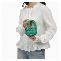 Nouvelle Pochette de Voyage Mini Matelassée en Nylon Coloré avec Breloque, Sac à Monnaie Promotionnel