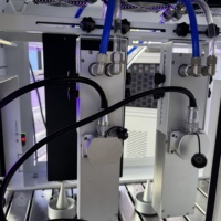 UV-LED-Härtung maschine vom Förderer typ für den Siebdruck auf zylindrischen Flaschen mit intelligentem Sensor und kunden spezifischen Vorrichtungen
