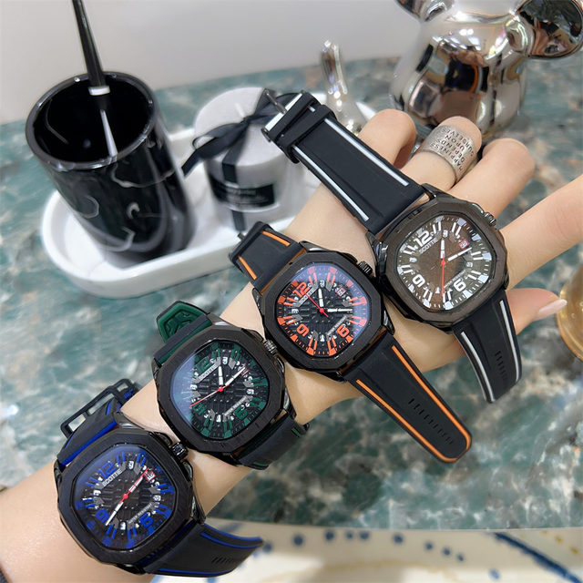 Scottie Male Quartz Business Watch for Men Waterproof Water-Resistant Silicone Sports Dial Band Hip-Hop Sports Style