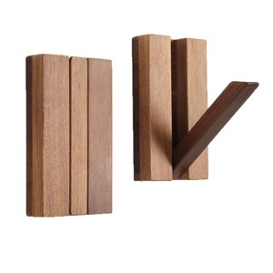 Ganchos para abrigos de madera maciza para montar en la pared, color nogal, con tornillos integrados, resistentes, con capacidad de hasta 22 libras, para colocar detrás de puertas o en paredes. - Product Image 2