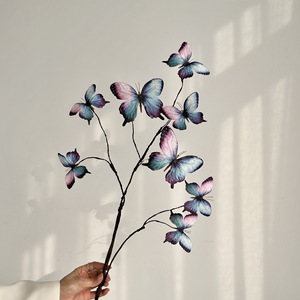 Décorations artificielles Monet Garden : Branches mortes, papillons, fleurs créatives pour vitrine, maison et photographie - Product Image 4