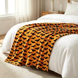 Wholesale Custom Orange <strong>Halloween</strong> Bat Flannel <strong>Throw</strong> <strong>Blanket</strong> 100% Polyester Knitted Four Seasons Modern ODM/OEM Service Available - Product Image 3