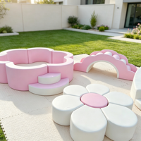 Set Permainan Lunak Warna Pink Putih Pastel dengan Kolam Bola Bunga, Blok Busa, Panjat, dan Seluncuran untuk Taman Bermain Dalam Ruangan Balita dan Sewa Pesta