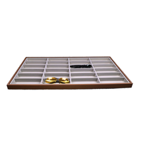 Grande boîte de rangement et de présentation portable en bois de noyer gris-blanc à grain de noyer, moderne et durable, pour 24 paires de lunettes
