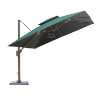 Parasol de terrasse extérieur commercial autoportant grand format avec réservoir d'eau en marbre, style romain carré, mobilier d'extérieur en aluminium
