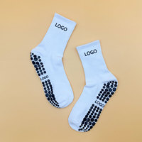 Chaussettes Pilates solides en coton de haute qualité avec logo brodé absorbant la sueur antidérapant hautement élastique pour les sports de plein air