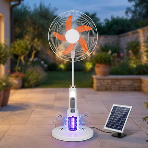 Ventilateur sur pied 16 pouces, alimenté par énergie solaire et courant alternatif, avec batterie lithium rechargeable, 5 pales, 6 vitesses, 12W, et piège à moustiques pour l'extérieur - Product Image 6