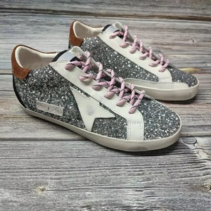 Zapatos casuales de lujo con forma de estrella, estilo retro, para hombre y mujer, unisex, de cuero, de caña baja, ideales para parejas. - Product Image 3