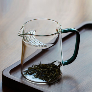 Thickened Glass Fairness <b>Cup</b> Crescent Shape <b>Tea</b> Dispenser High Borosilicate Kung Fu <b>Tea</b> <b>Set</b> Minimalist Design - Product Image 1