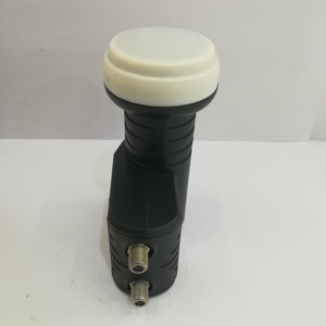 LNBF universel à double sortie en bande Ku conçu pour les systèmes <span class=keywords><strong>de</strong></span> télévision par <span class=keywords><strong>satellite</strong></span> professionnels et les configurations multi-récepteurs - Product Image 4